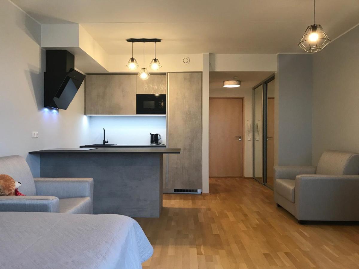 Apartment24 Yacht Club View Parnu Bagian luar foto
